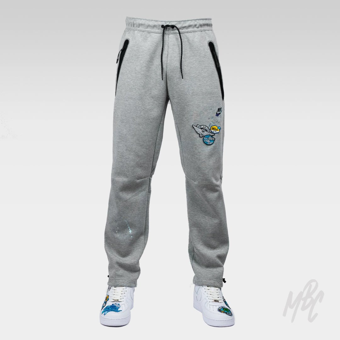 Air Club - Nike Tech Loose Fit Fleece Joggers