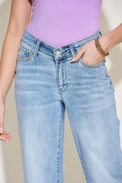 Cassandra V Front Waistband Straight Jeans