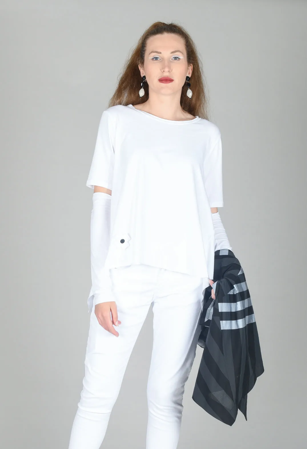 Detached Sleeve T-shirt in White