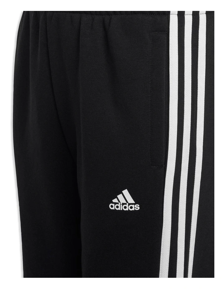 Essentials 3-Stripes Fleece Joggers in Black