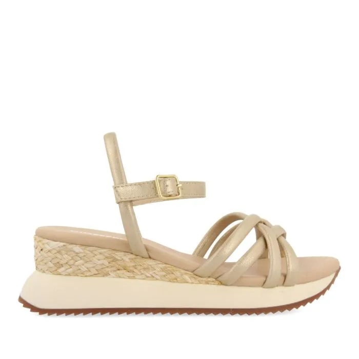 GOLDEN SANDALS WITH WEDGE AND TUBULAR STRAPS FOR WOMEN PERMET