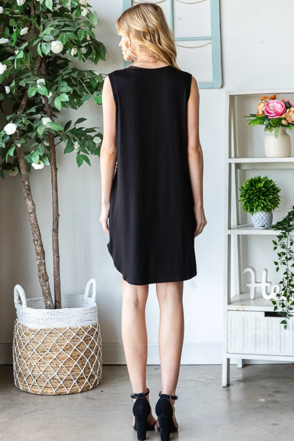 Heimish  Sleeveless  Dress