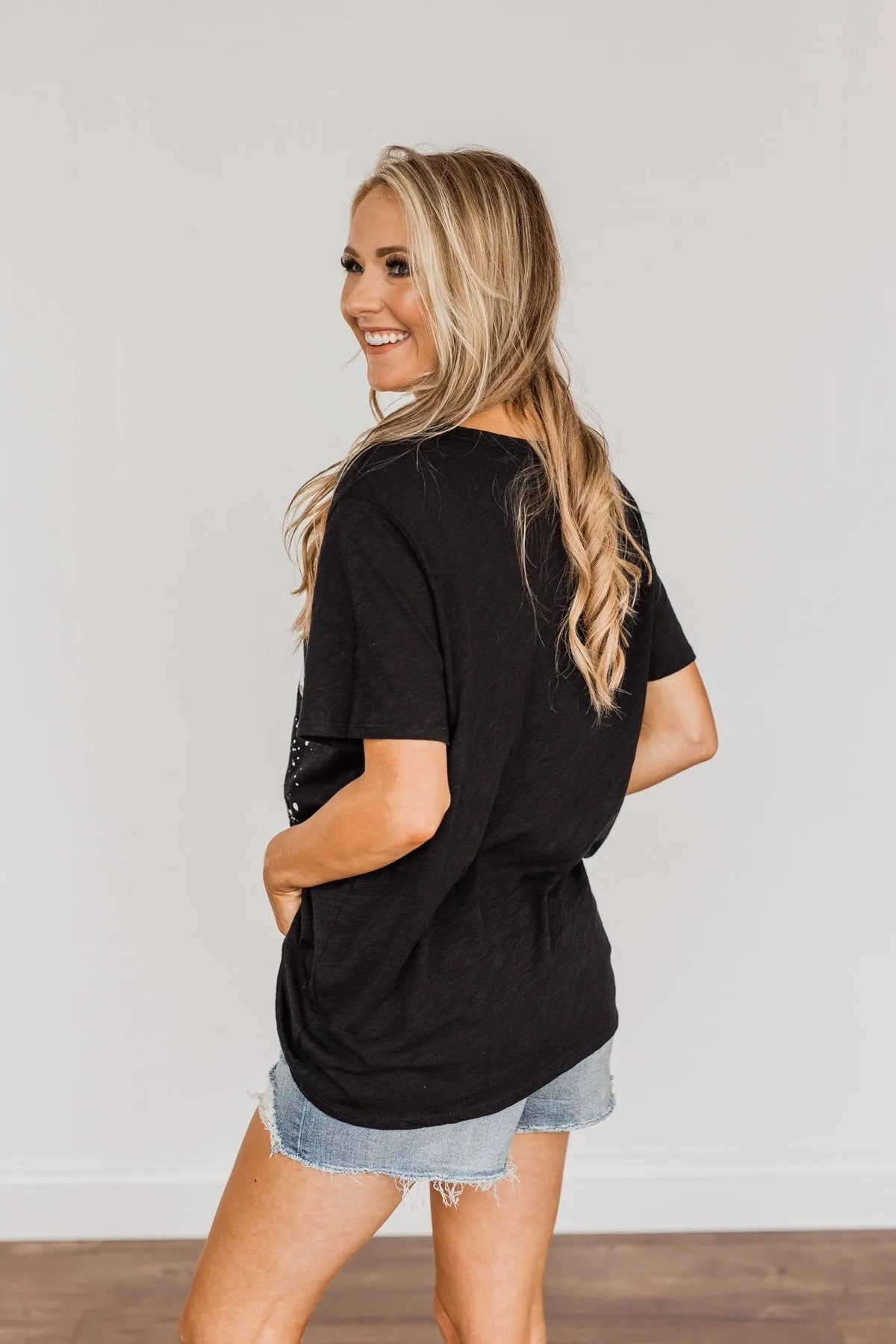 Mama Knows Best Distressed Graphic Tee- Black